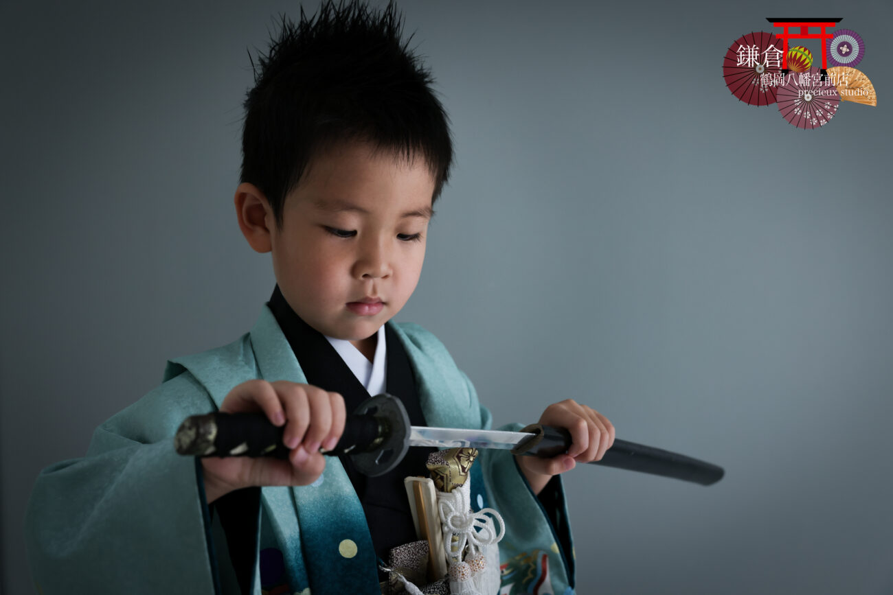 5歳の七五三写真撮影＊羽織袴姿でポーズが上手な男の子 | こども写真館