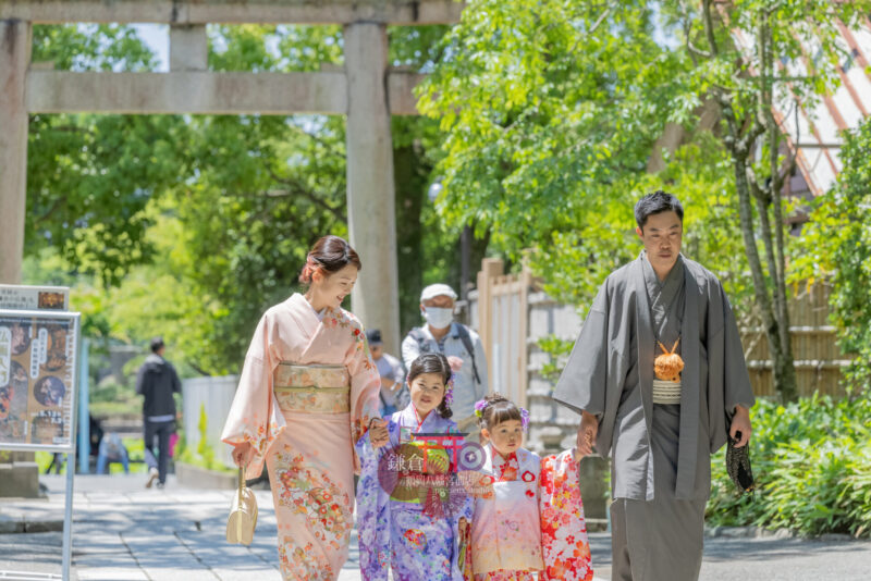 4人家族で七五三のお参り 出張撮影 家族で着物姿